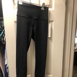 New with Tags! lululemon Wunder Under Black